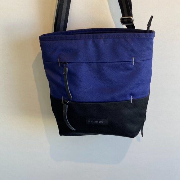 Sherpani Cross Body Bag/Sadie - Picture 6 of 7